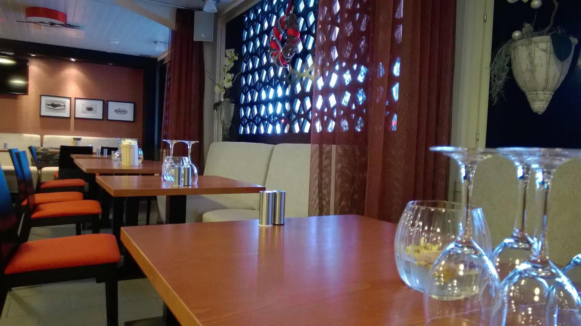 Hotel Pietari Kylliaeinen Savonlinna Buitenkant foto